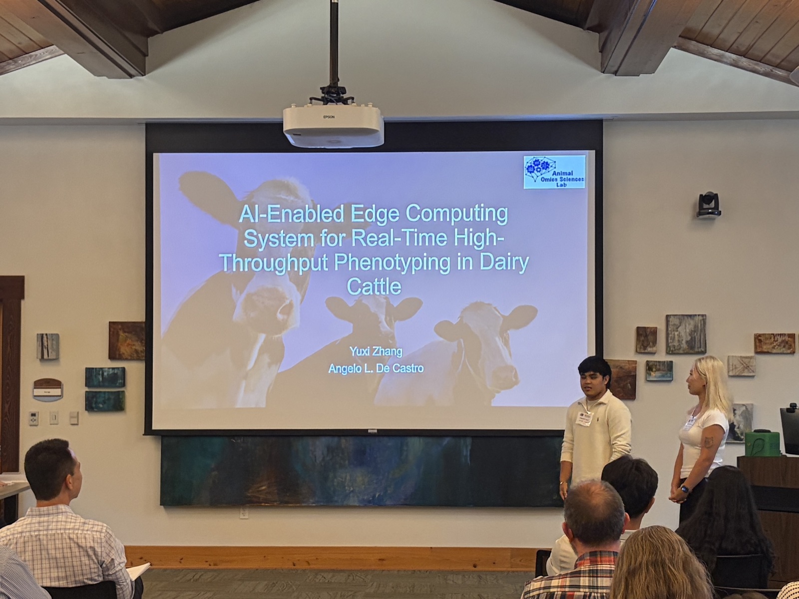 Angelo De Castro and Yuxi Zhang pitching at the Gator Tank Competition